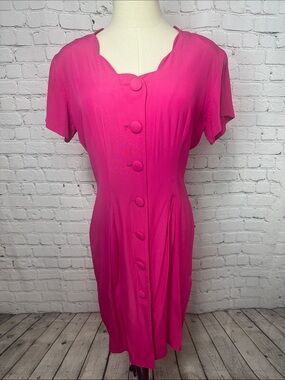Vintage Hearts Hot Pink Sheath Dress Made in USA Scalloped Neck Size 10
